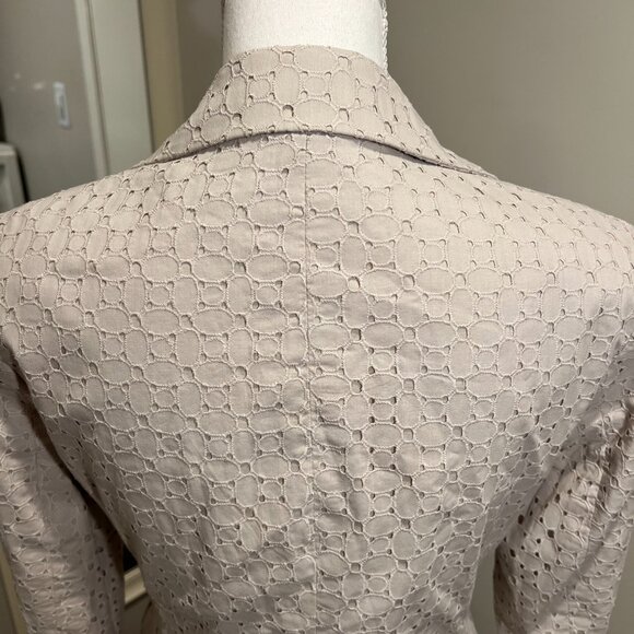 NWT NY & Company Tan Embroidered Eyelet Two button Blazer, Size 8 - Picture 12 of 16